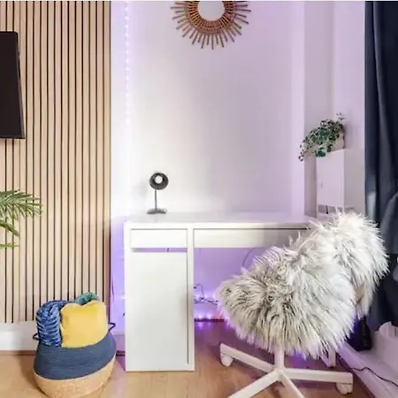 Apartament 1 Bed Flat 